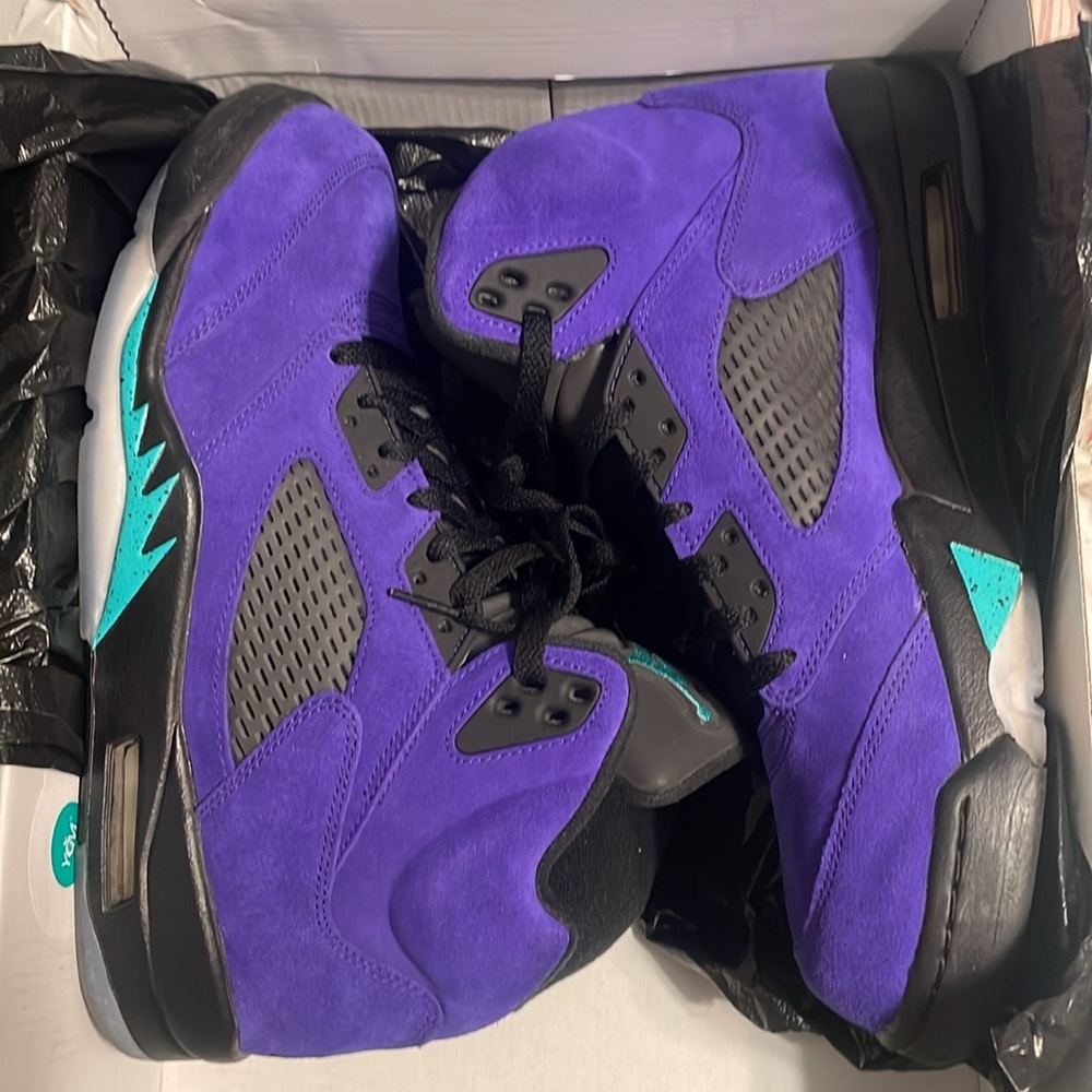 Jordan 5 reverse grape